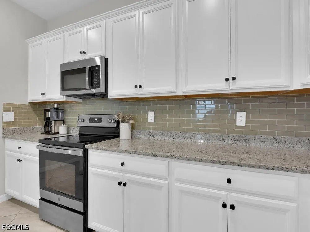 Passion Vine Drive Alva, FL 33920