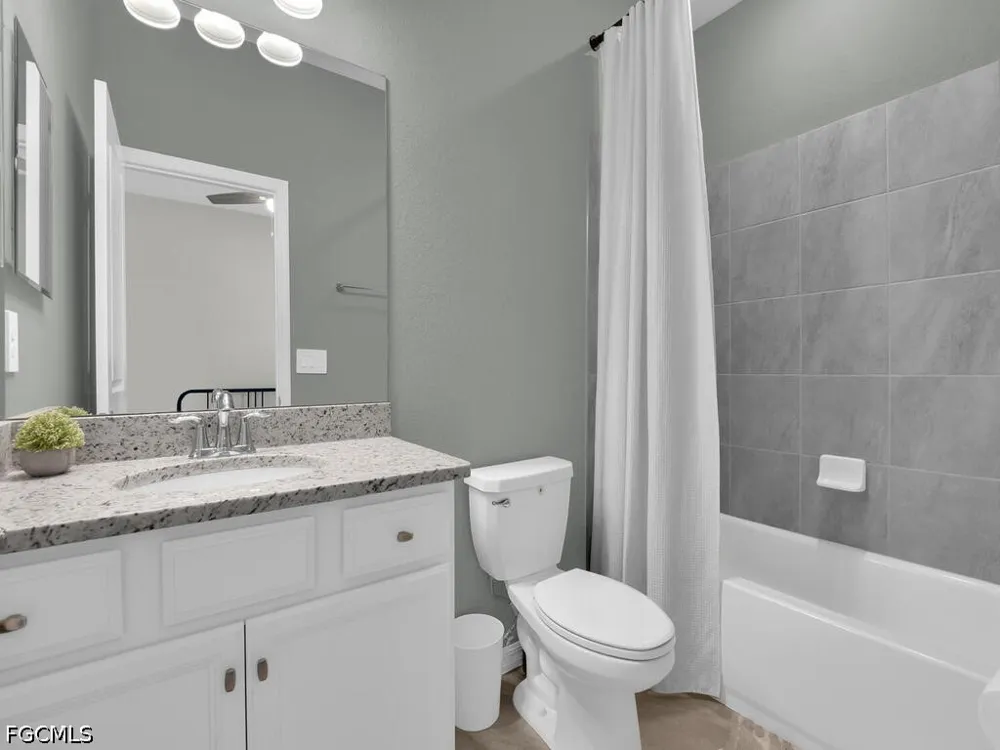 Passion Vine Drive Alva, FL 33920
