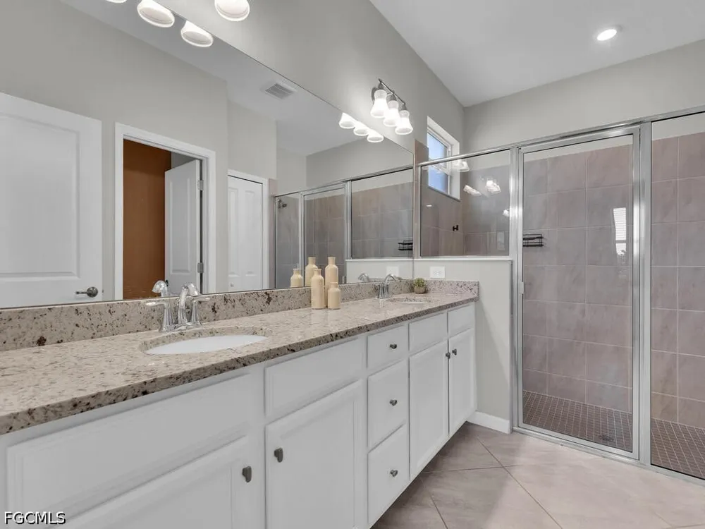 Passion Vine Drive Alva, FL 33920