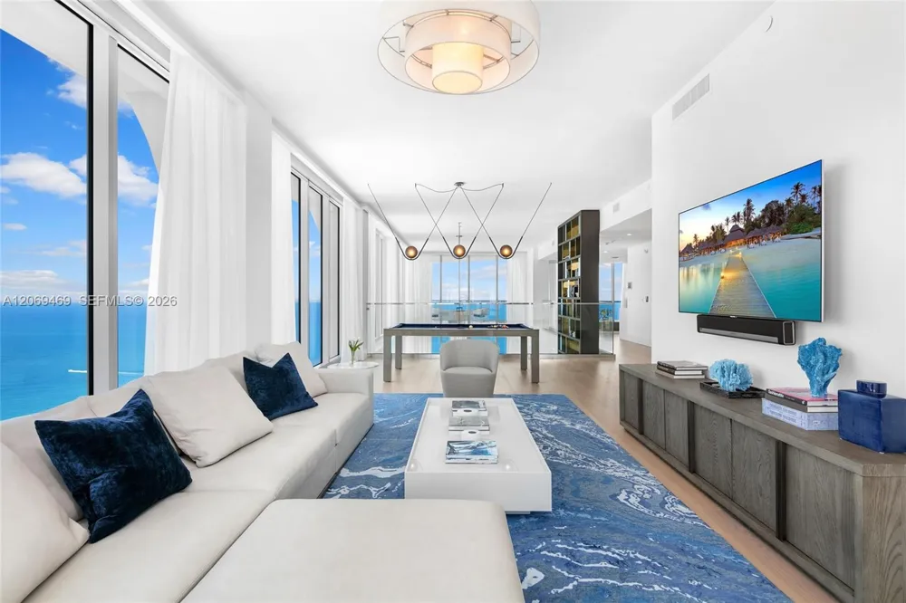 16901 Collins Ave #5305 Sunny Isles Beach, FL 33160