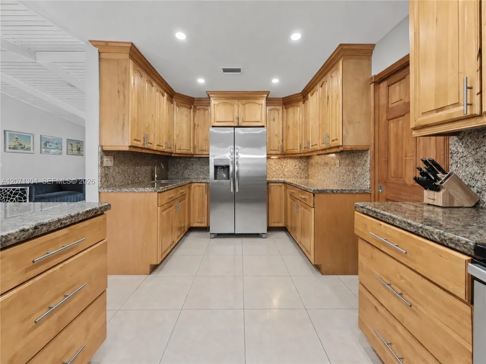 13710 SW 18th Ter Miami, FL 33175