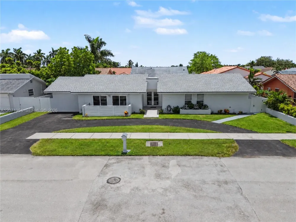13710 SW 18th Ter Miami, FL 33175