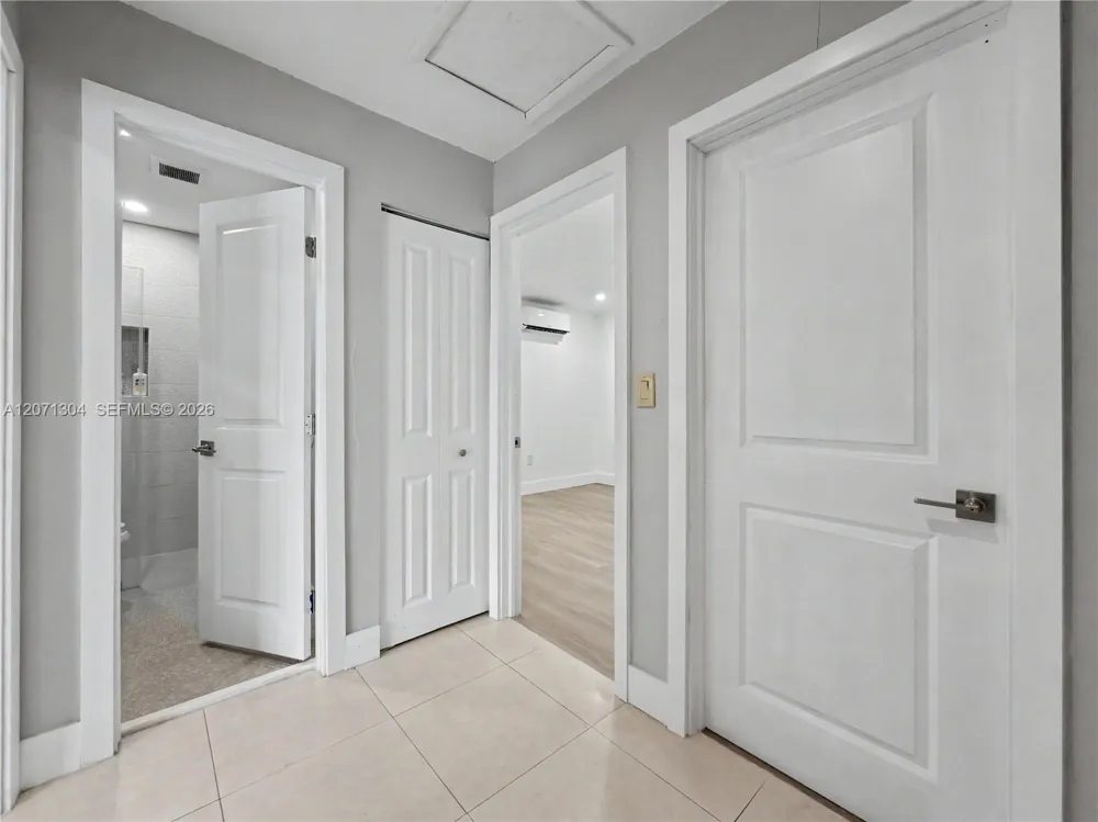 13710 SW 18th Ter Miami, FL 33175