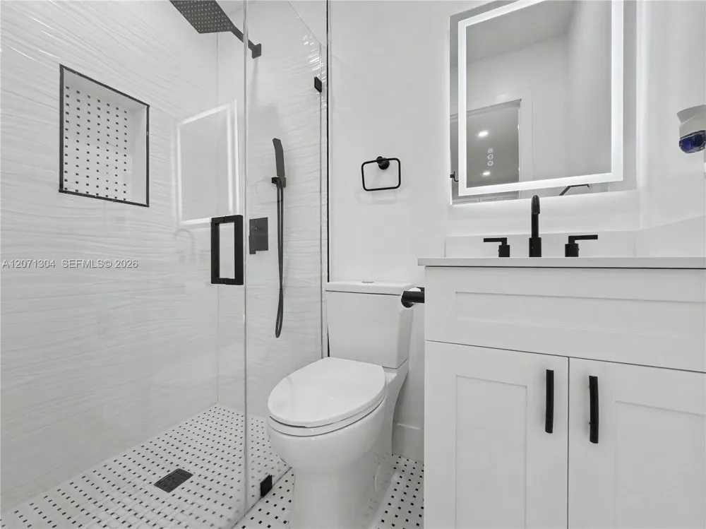 13710 SW 18th Ter Miami, FL 33175