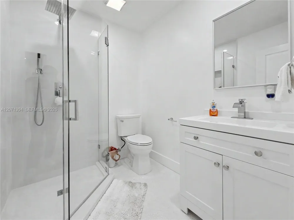 13710 SW 18th Ter Miami, FL 33175