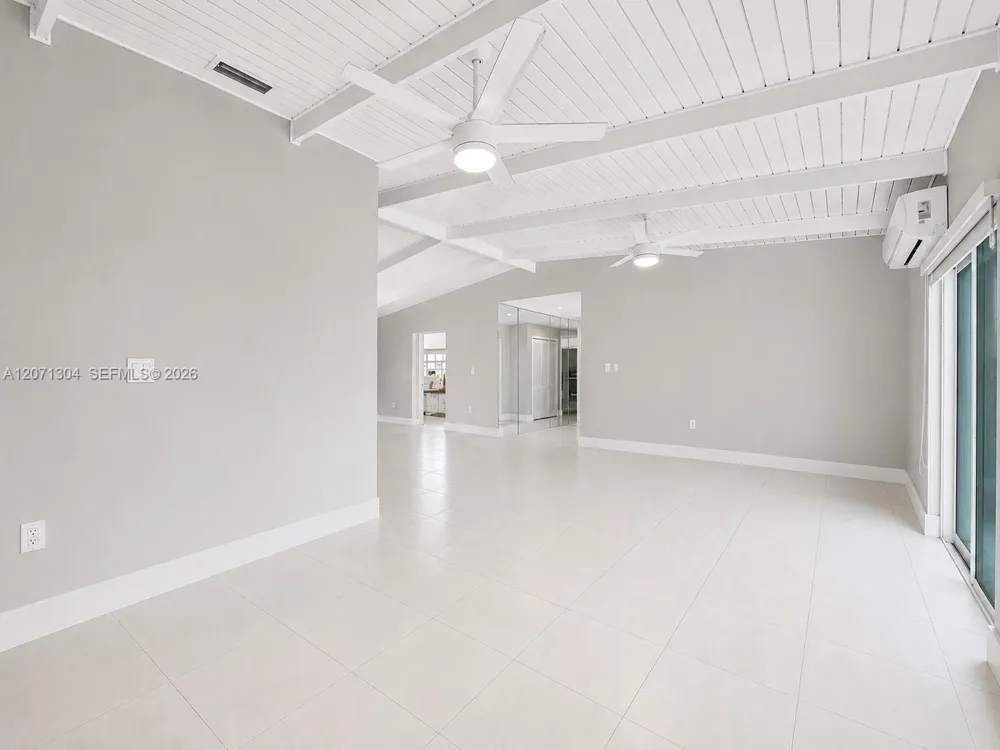 13710 SW 18th Ter Miami, FL 33175