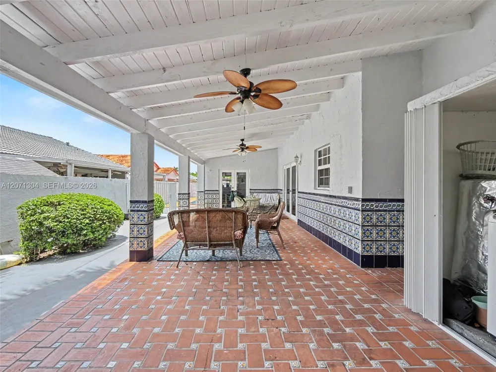 13710 SW 18th Ter Miami, FL 33175