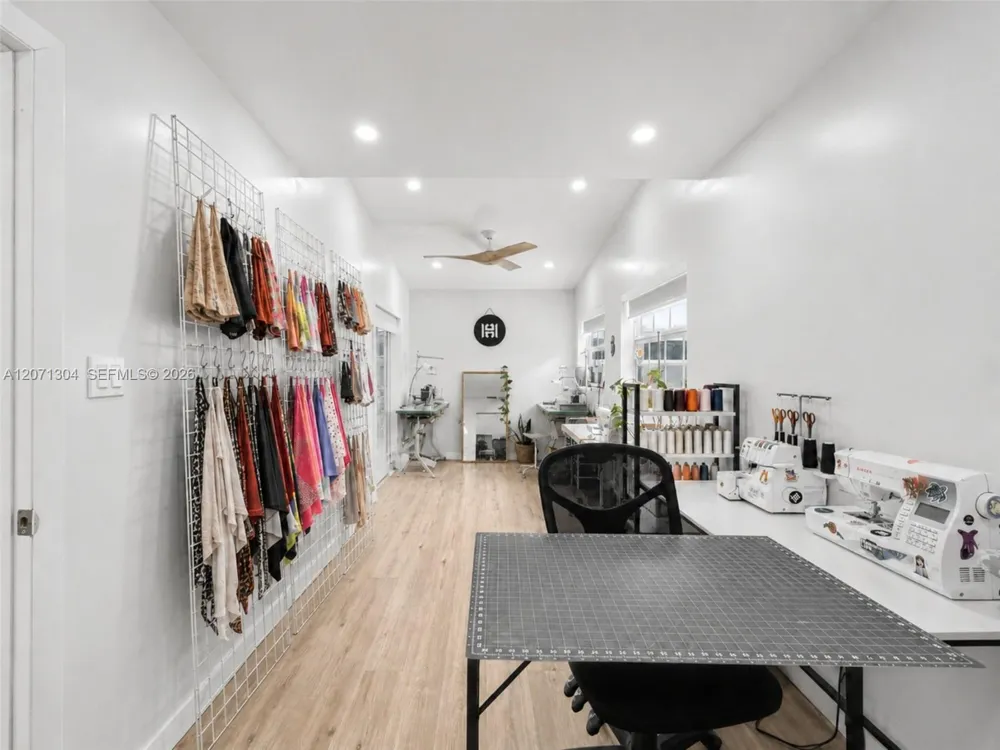 13710 SW 18th Ter Miami, FL 33175
