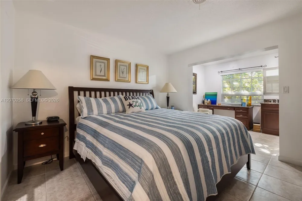5400 Ocean Blvd #39 Lauderdale By The Sea, FL 33308