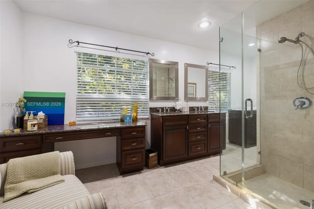 5400 Ocean Blvd #39 Lauderdale By The Sea, FL 33308