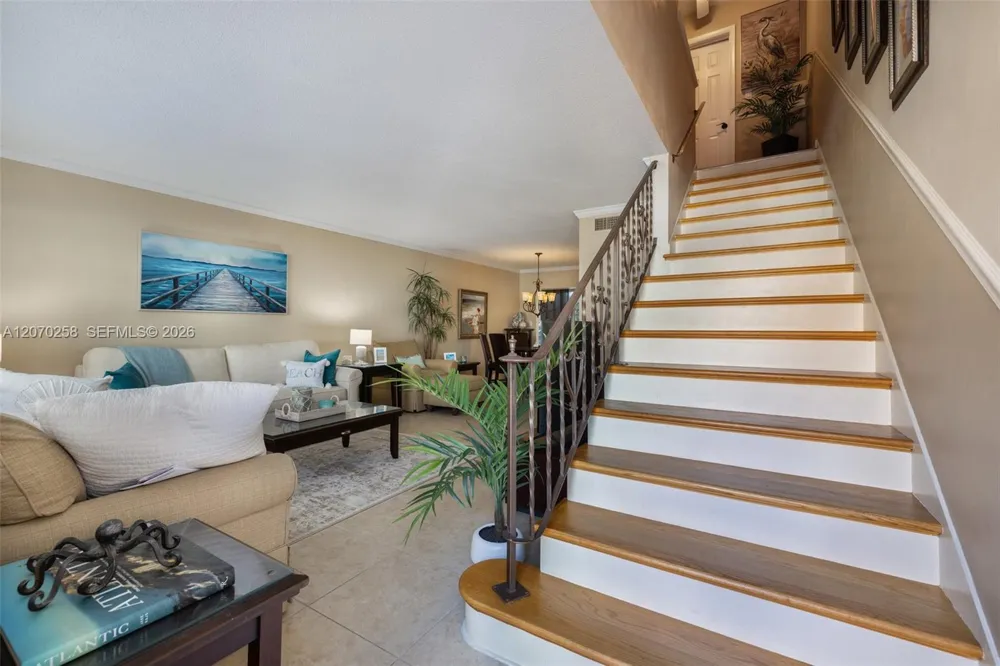 5400 Ocean Blvd #39 Lauderdale By The Sea, FL 33308