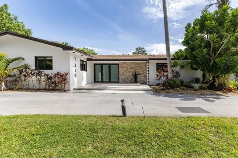 7340 SW 120th St