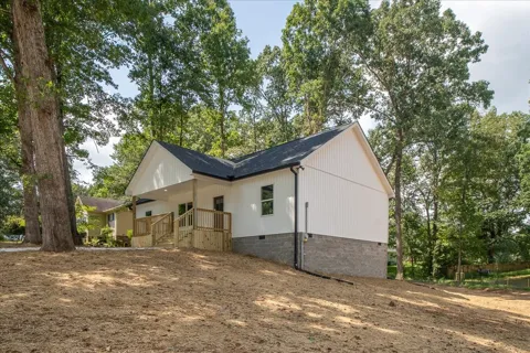 300 Devin Dr