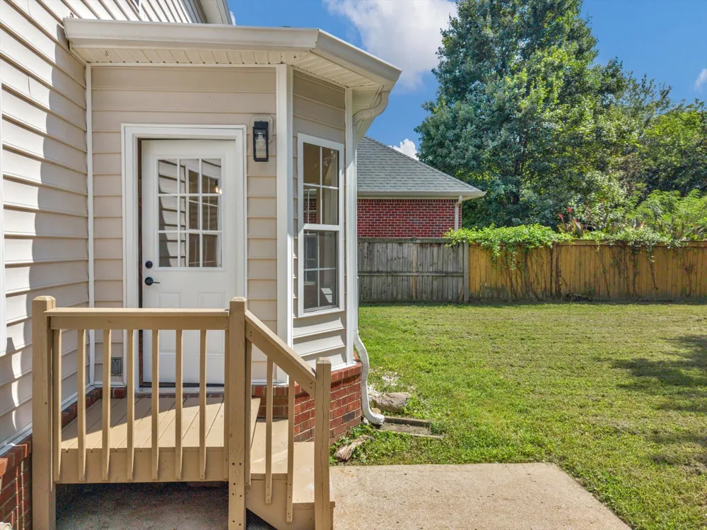 6832 Bridgewater Dr Nashville, TN 37221