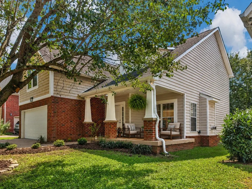 6832 Bridgewater Dr Nashville, TN 37221