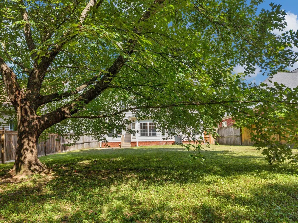 6832 Bridgewater Dr Nashville, TN 37221