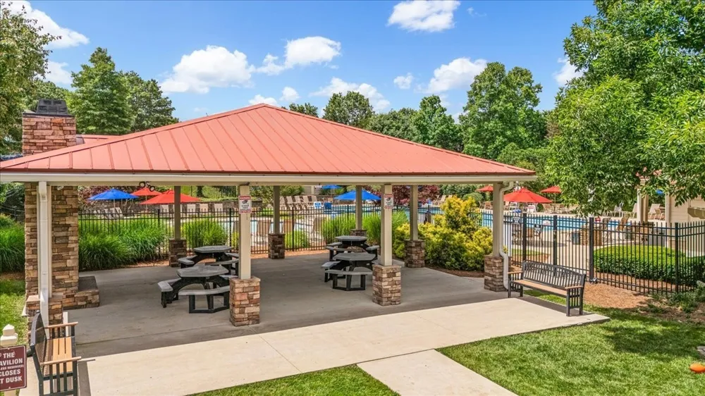 6832 Bridgewater Dr Nashville, TN 37221