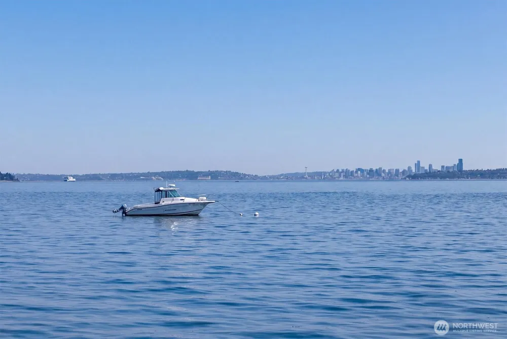 1239 Colchester Drive E Port Orchard, WA 98366