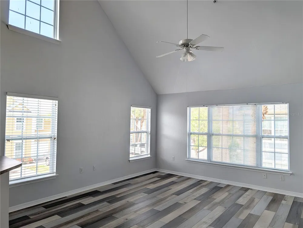 5500 ROSEHILL ROAD #201 Sarasota, FL 34233