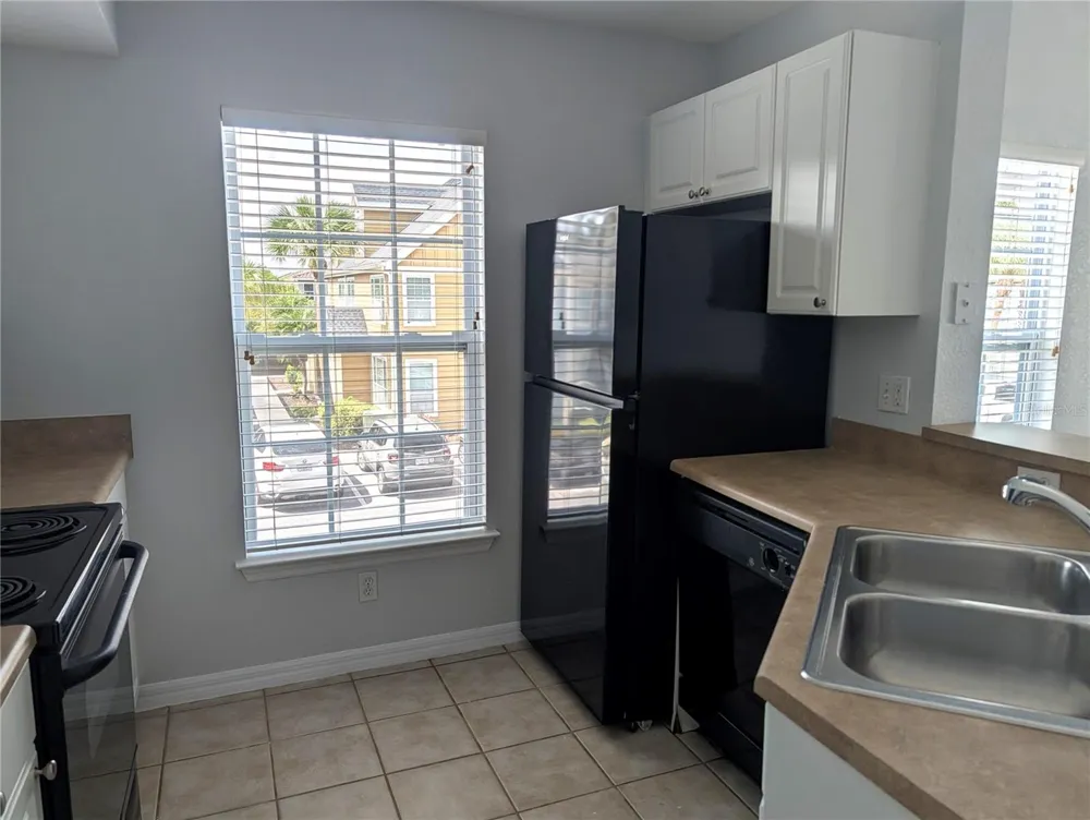 5500 ROSEHILL ROAD #201 Sarasota, FL 34233