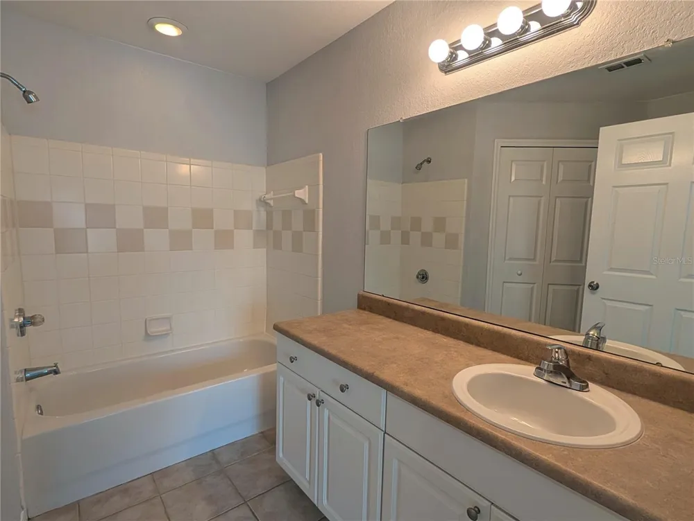 5500 ROSEHILL ROAD #201 Sarasota, FL 34233