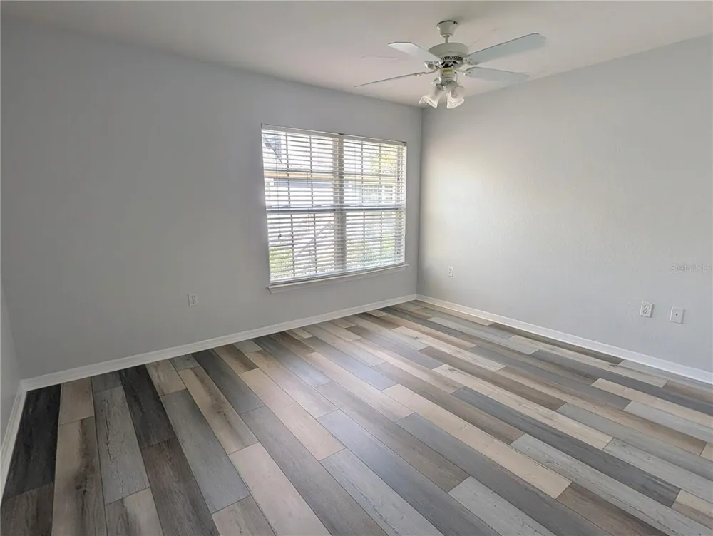 5500 ROSEHILL ROAD #201 Sarasota, FL 34233