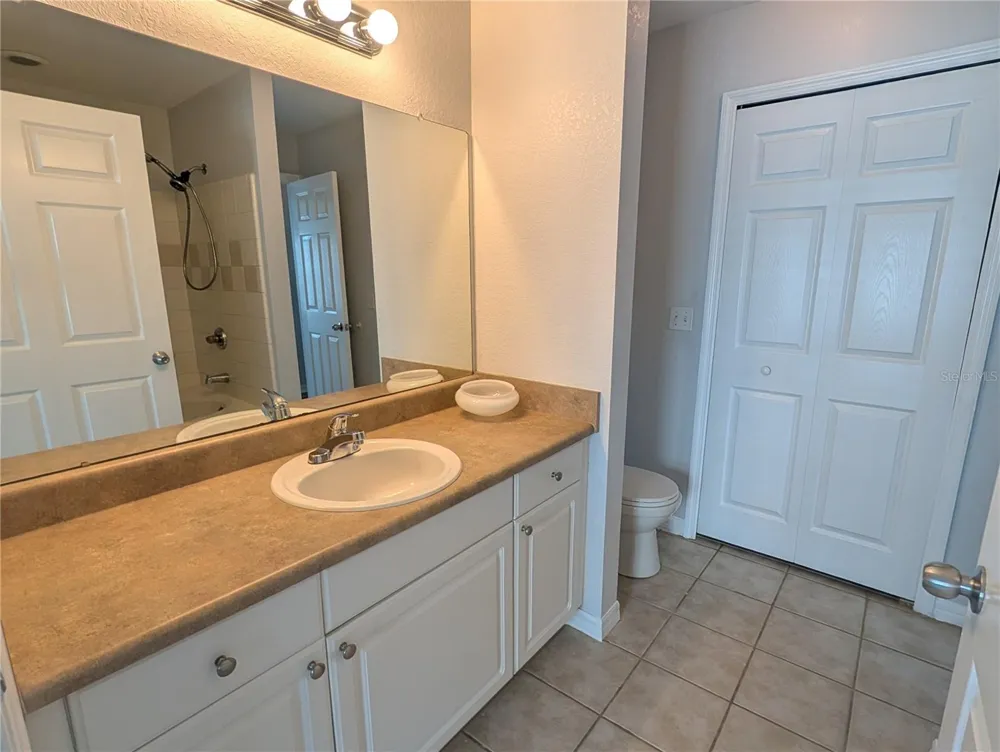 5500 ROSEHILL ROAD #201 Sarasota, FL 34233