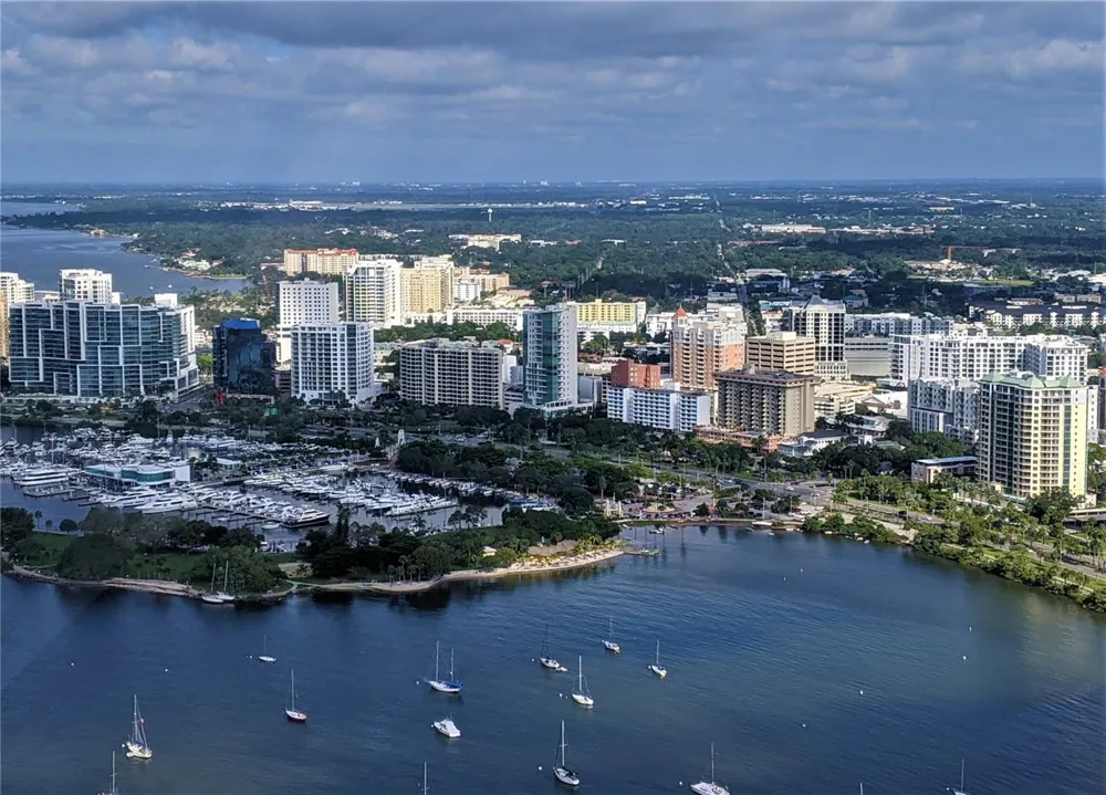 5500 ROSEHILL ROAD #201 Sarasota, FL 34233