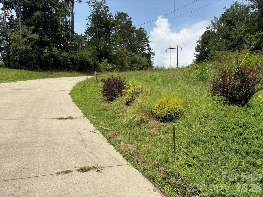 9999 Wescott Way Alexander, NC 28701