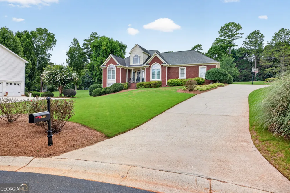 6781 Highland Pointe PL Monroe, GA 30656