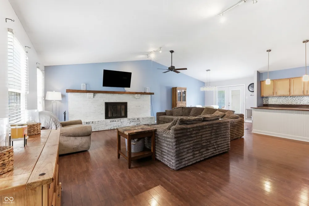 11715 Rush Drive Fishers, IN 46038