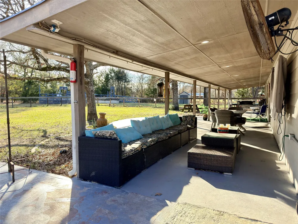 29029 COUNTY ROAD 2100 Kemp, TX 75143
