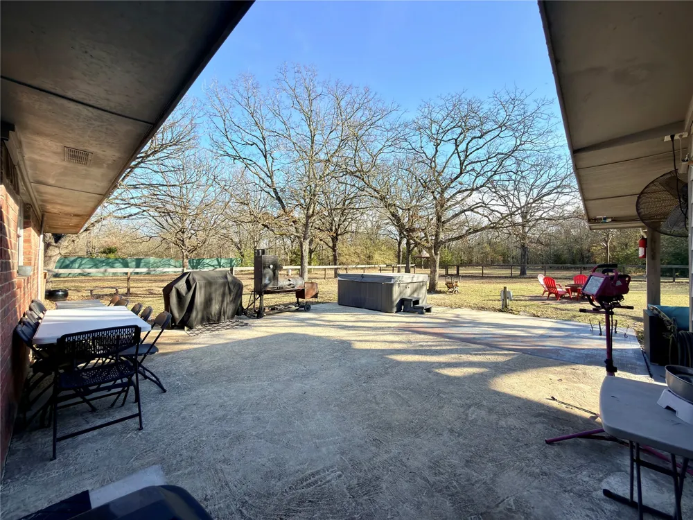 29029 COUNTY ROAD 2100 Kemp, TX 75143