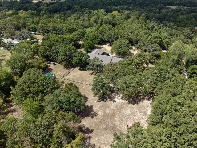 29029 COUNTY ROAD 2100 Kemp, TX 75143