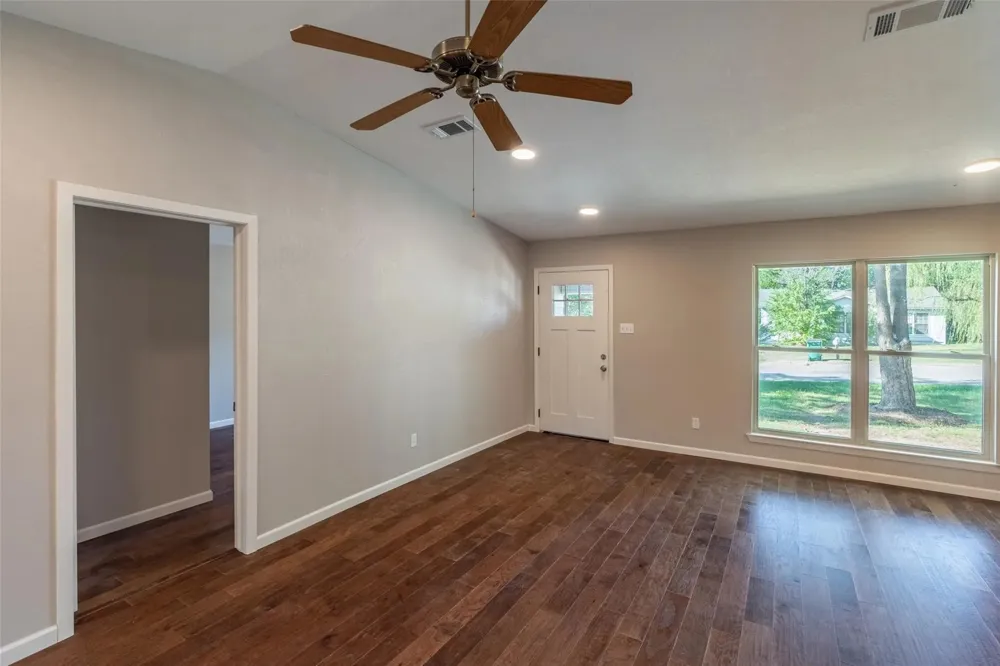 3105 Mitchell Street Greenville, TX 75402