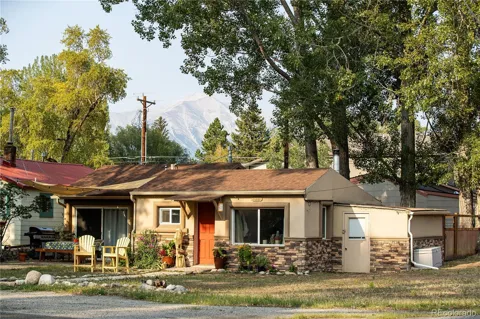 128 Gunnison Avenue