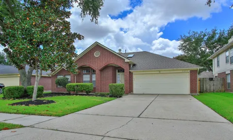 5013 Parkcrest Drive