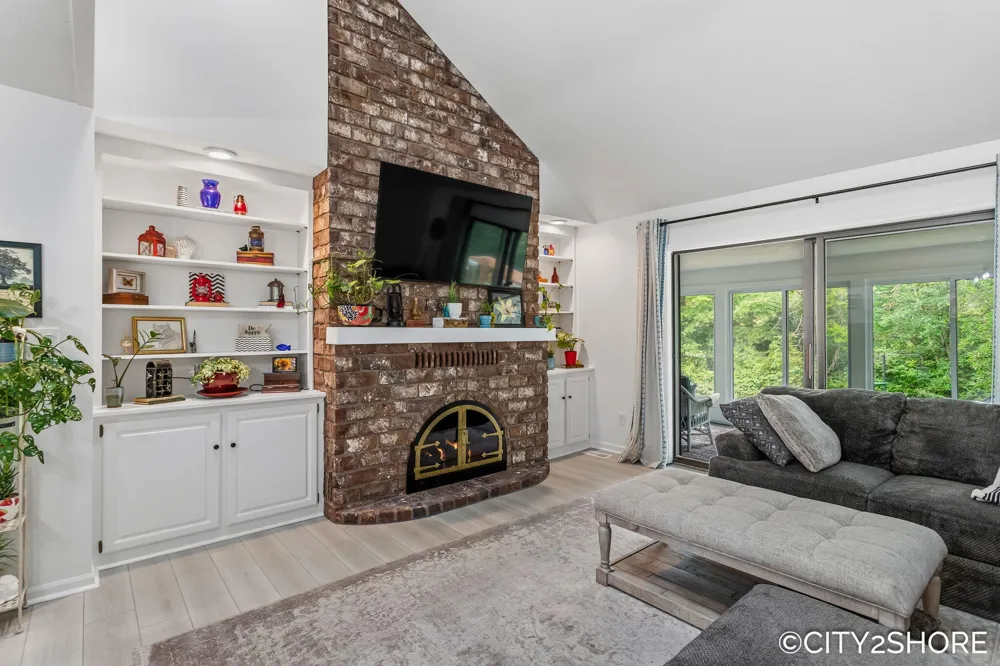 4177 Indian Spring Drive SW Grandville, MI 49418
