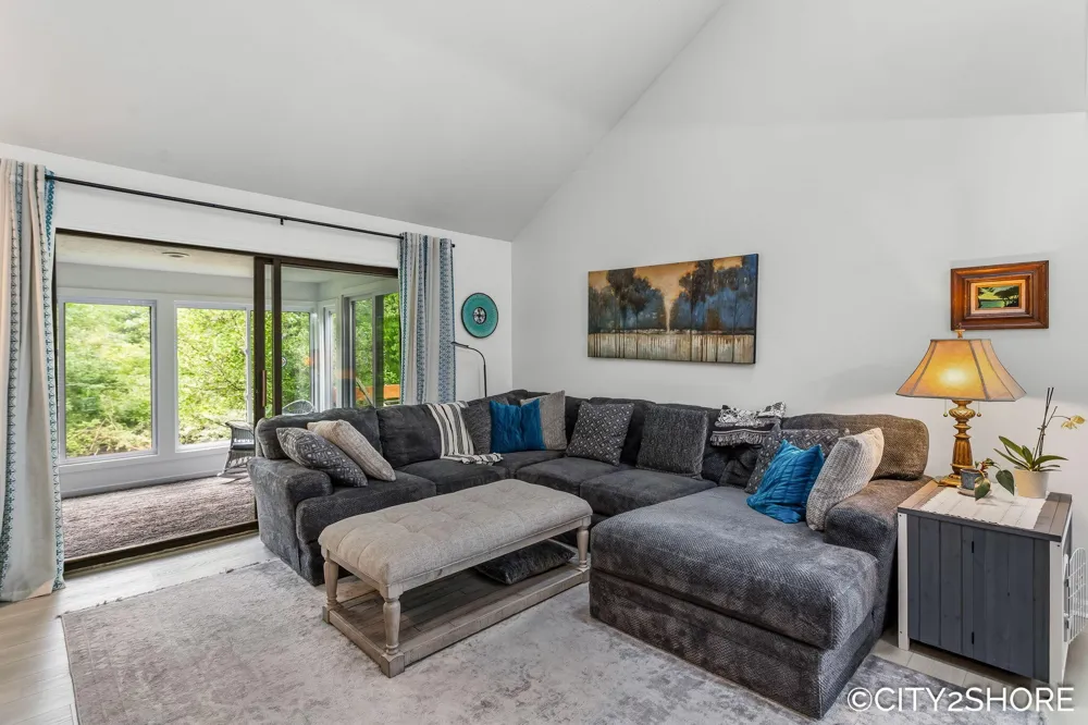 4177 Indian Spring Drive SW Grandville, MI 49418