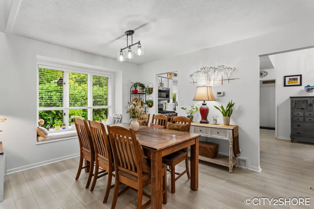 4177 Indian Spring Drive SW Grandville, MI 49418