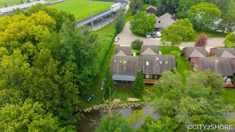 4177 Indian Spring Drive SW Grandville, MI 49418