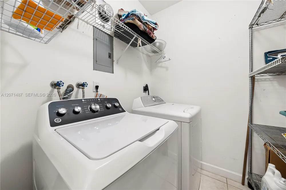 1220 SW 139th Ave Miami, FL 33184