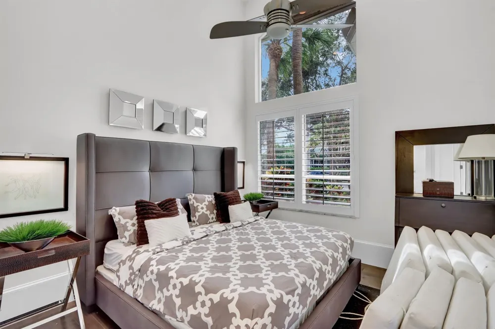 5866 St Annes Way Boca Raton, FL 33496