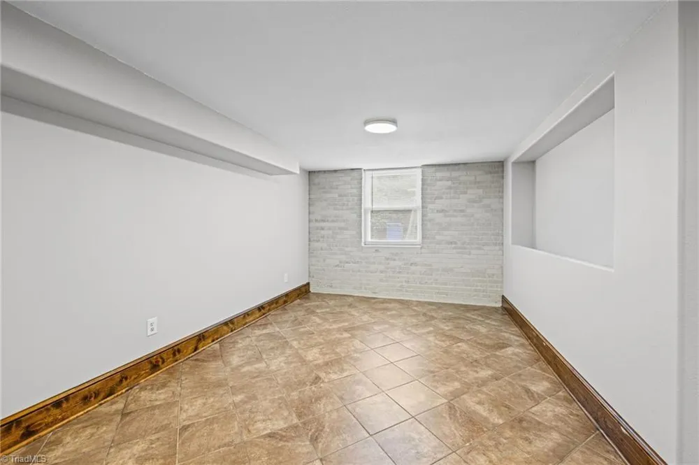 907 Sparta Road North Wilkesboro, NC 28659