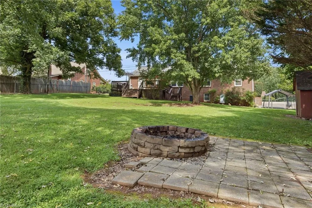 907 Sparta Road North Wilkesboro, NC 28659