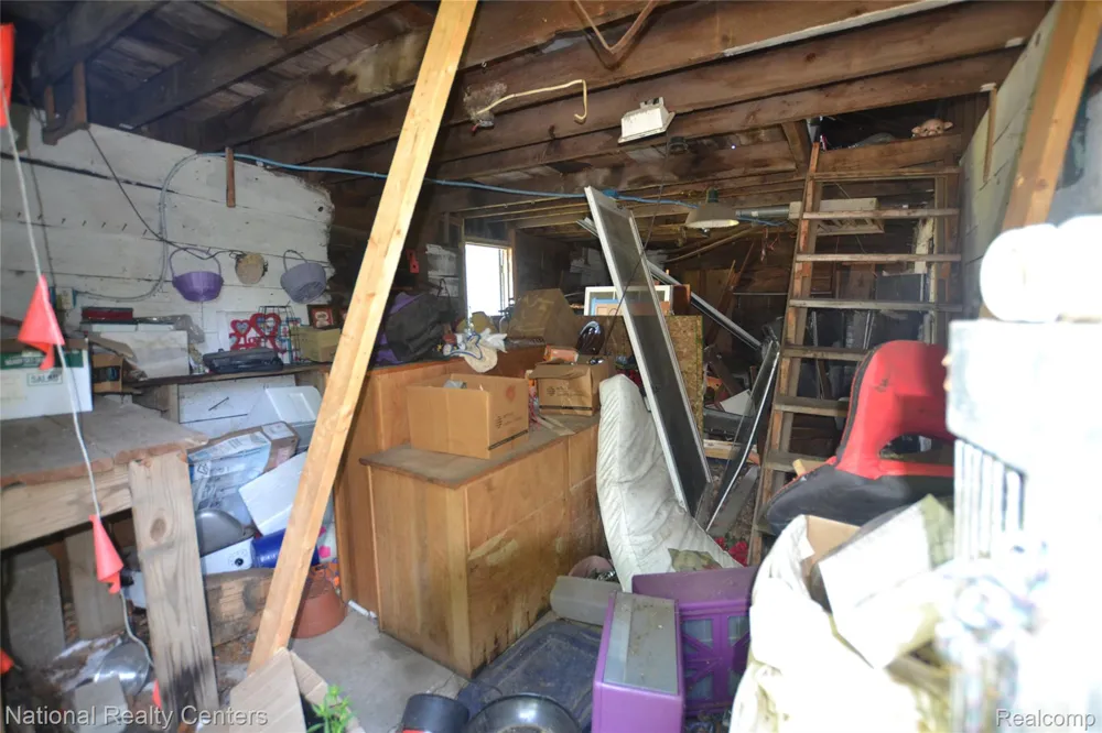 48116 County Road 388 Columbia Township, MI 49056