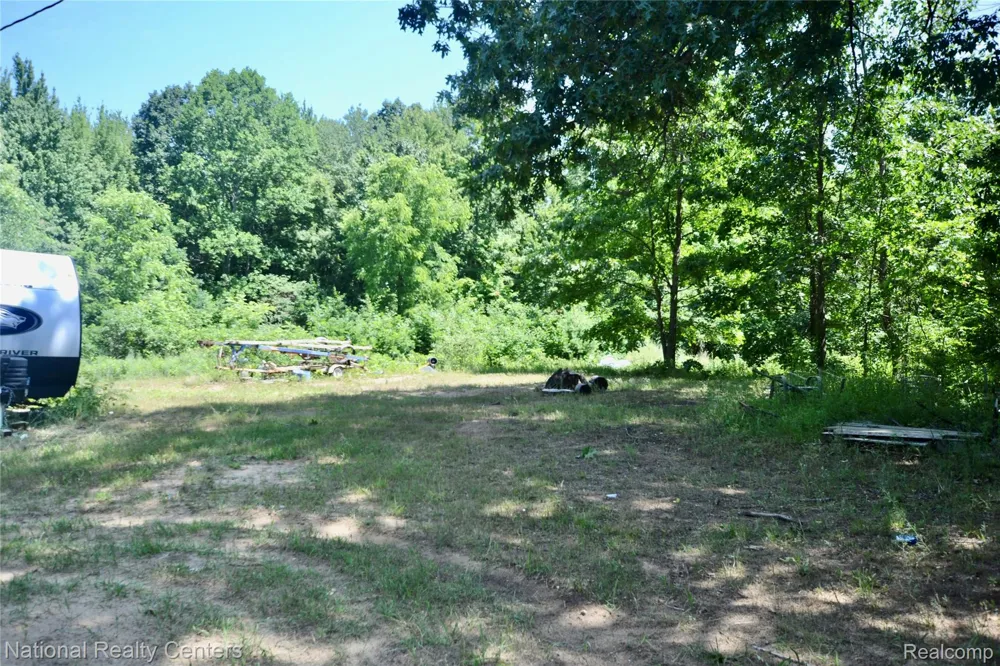 48116 County Road 388 Columbia Township, MI 49056
