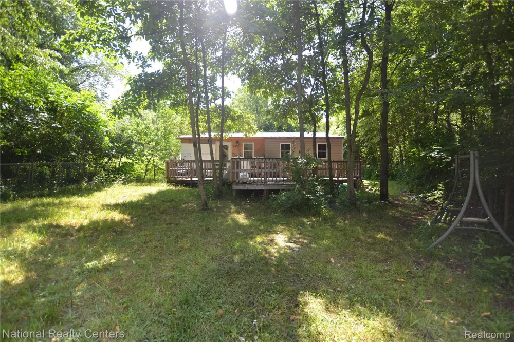48116 County Road 388 Columbia Township, MI 49056