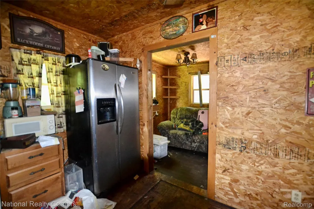 48116 County Road 388 Columbia Township, MI 49056