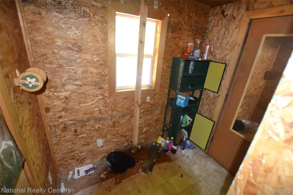 48116 County Road 388 Columbia Township, MI 49056